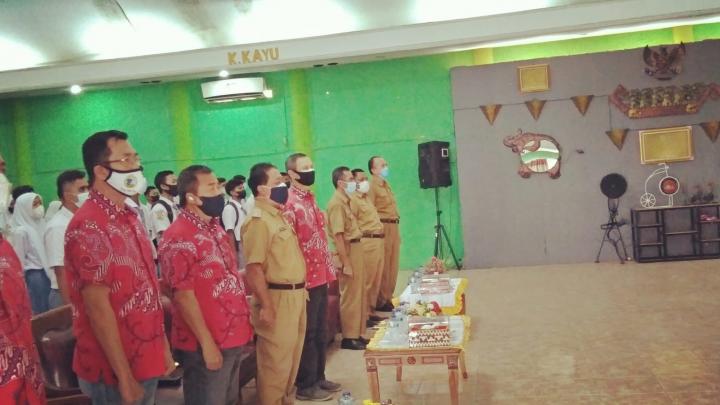 PSMTI Berbagi Kasih Kepada 100 Siswa Prestasi dan Berbakti